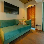 Nakas