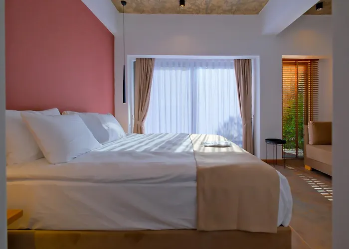 Nakas Otel